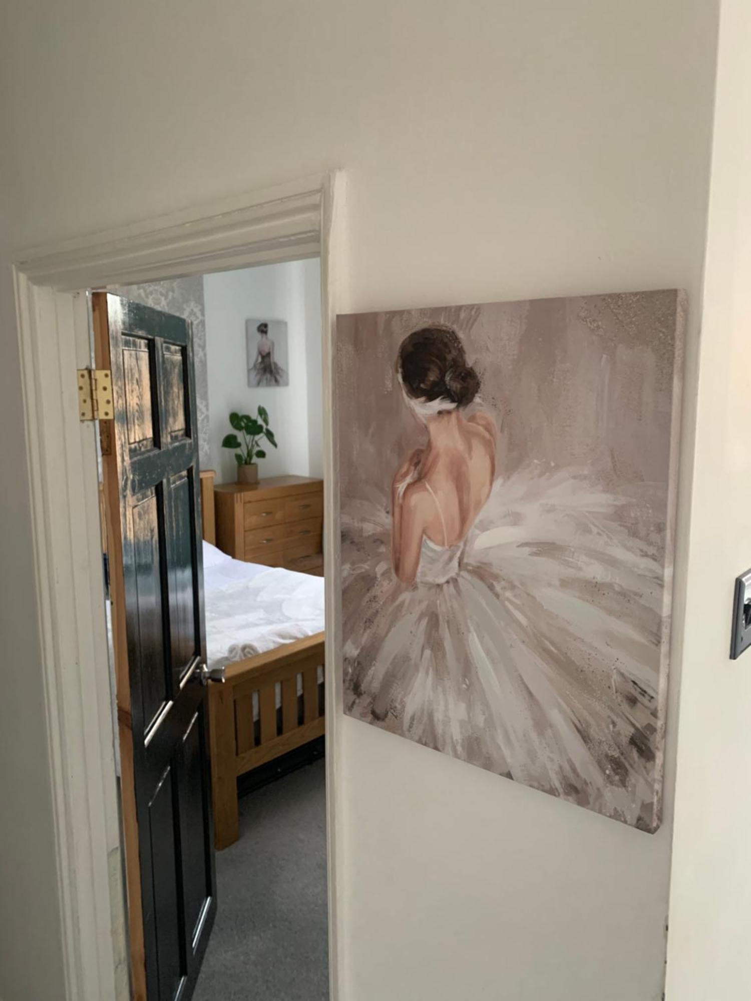 Stylish 91Sqm Victoria 2 Bedroom Apartment Bristol Bagian luar foto