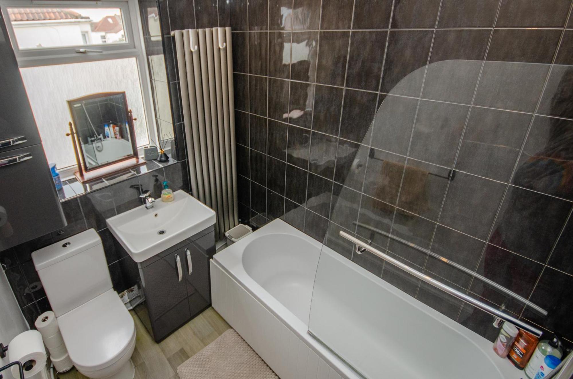 Stylish 91Sqm Victoria 2 Bedroom Apartment Bristol Bagian luar foto