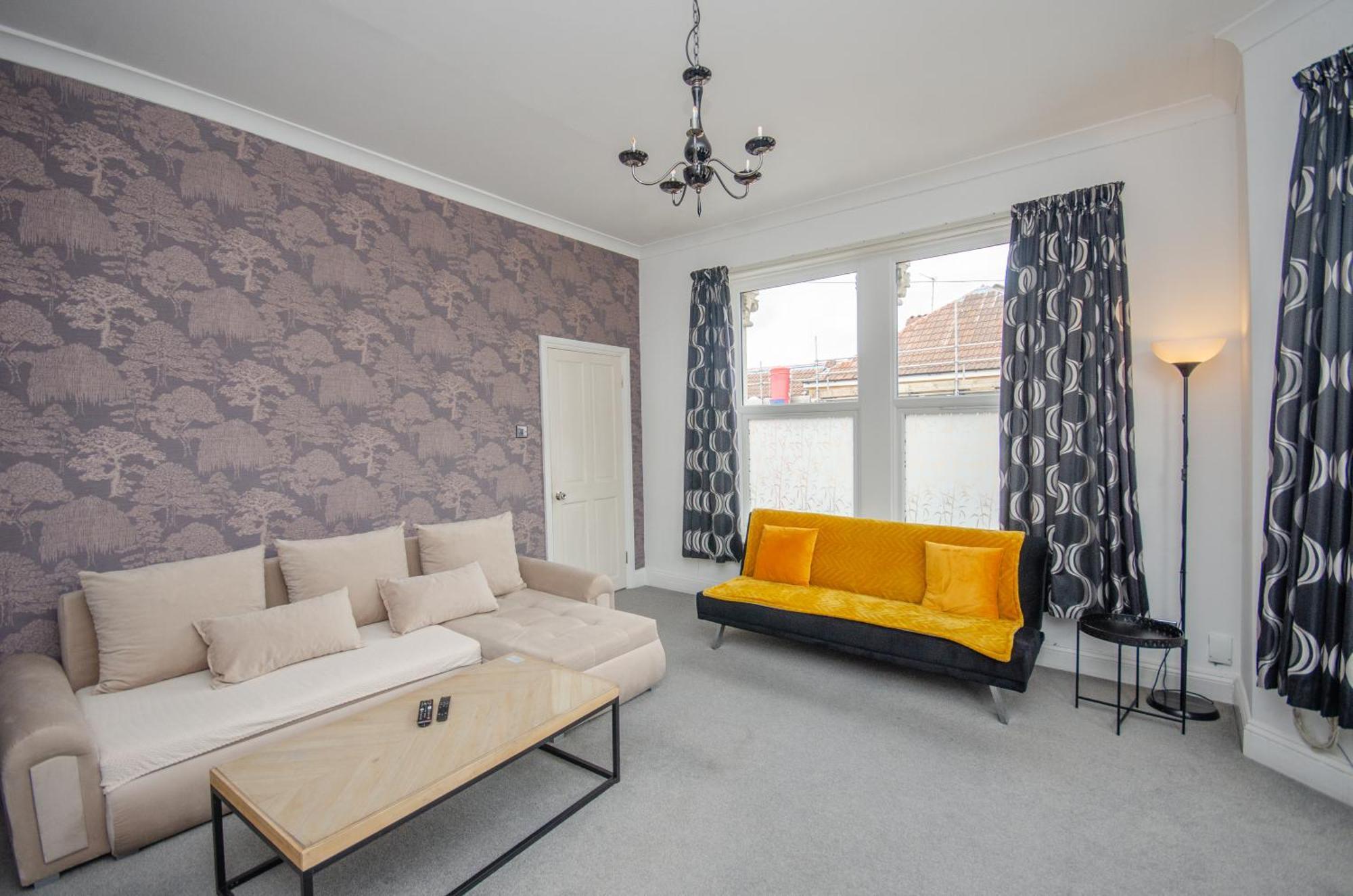 Stylish 91Sqm Victoria 2 Bedroom Apartment Bristol Bagian luar foto