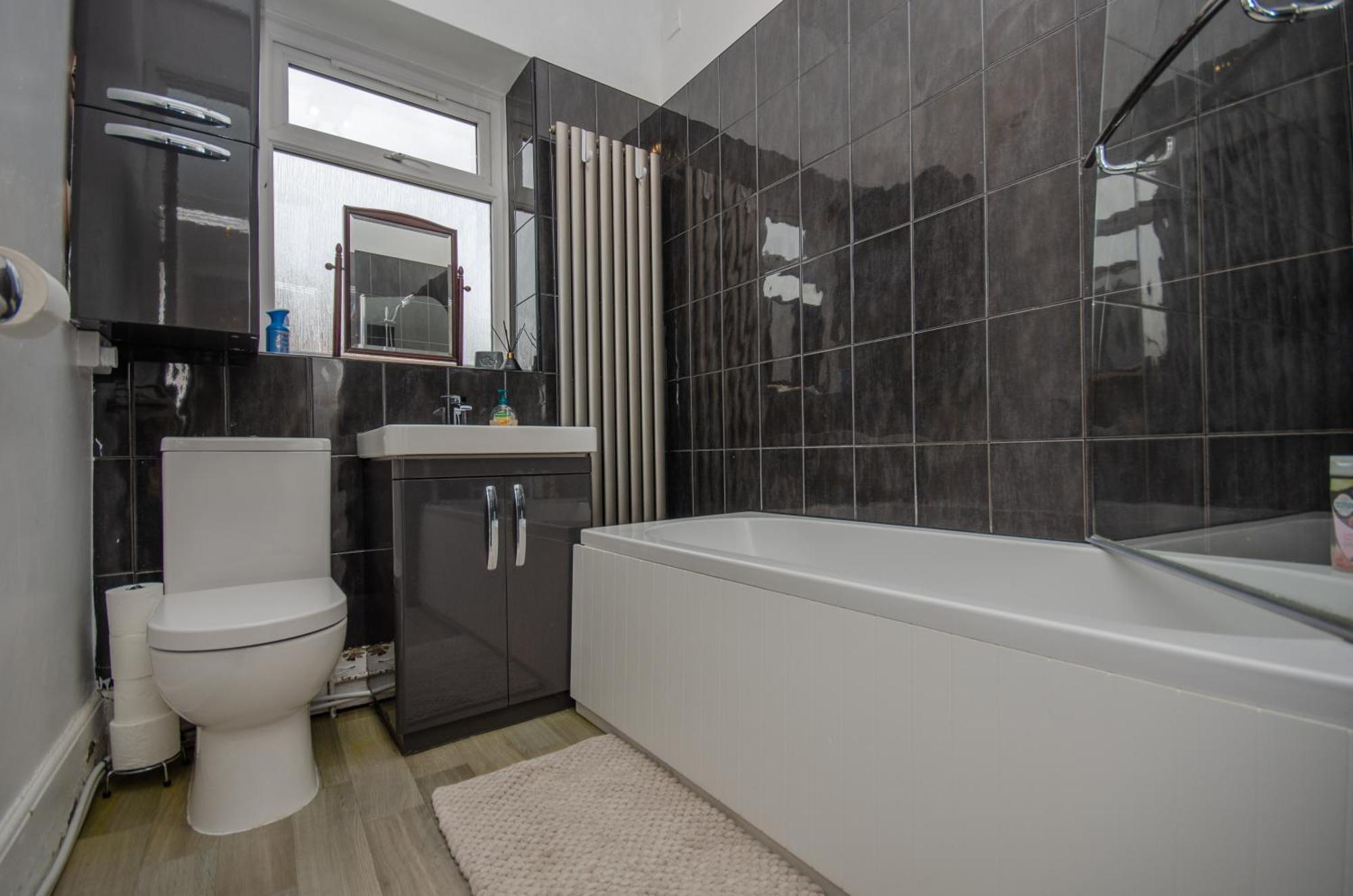 Stylish 91Sqm Victoria 2 Bedroom Apartment Bristol Bagian luar foto